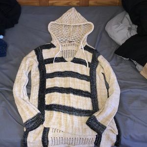 Good Condition knit-sweater